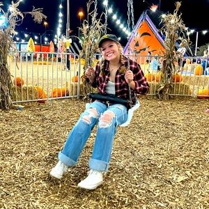 Meet your Posher, Madelynne